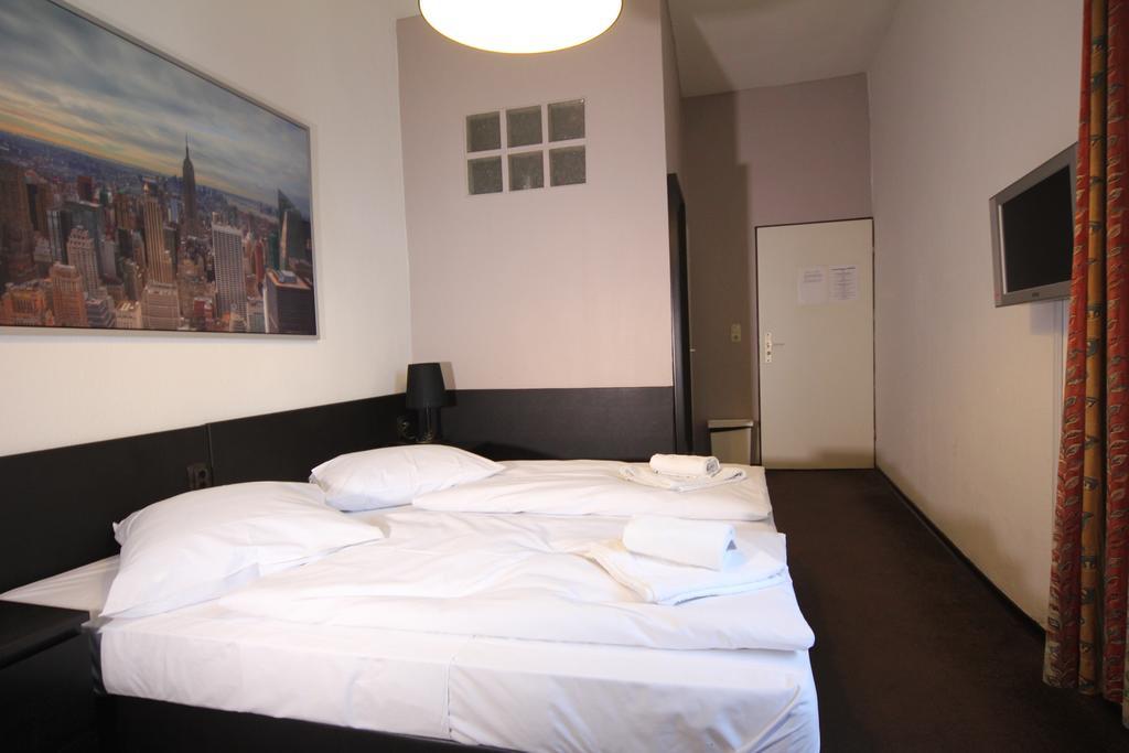 Carlton Hotel Frankfurt am Main Ngoại thất bức ảnh