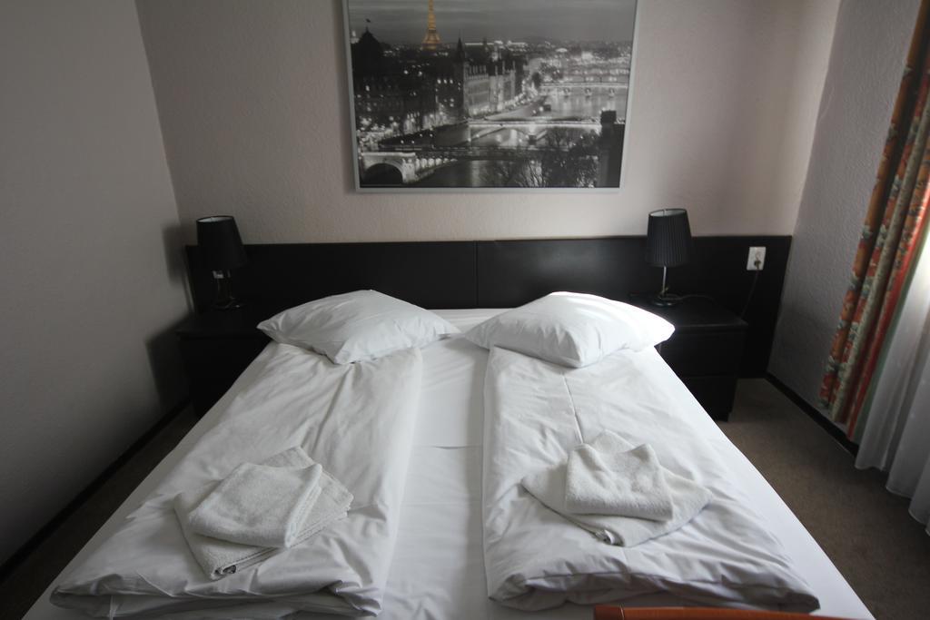 Carlton Hotel Frankfurt am Main Ngoại thất bức ảnh