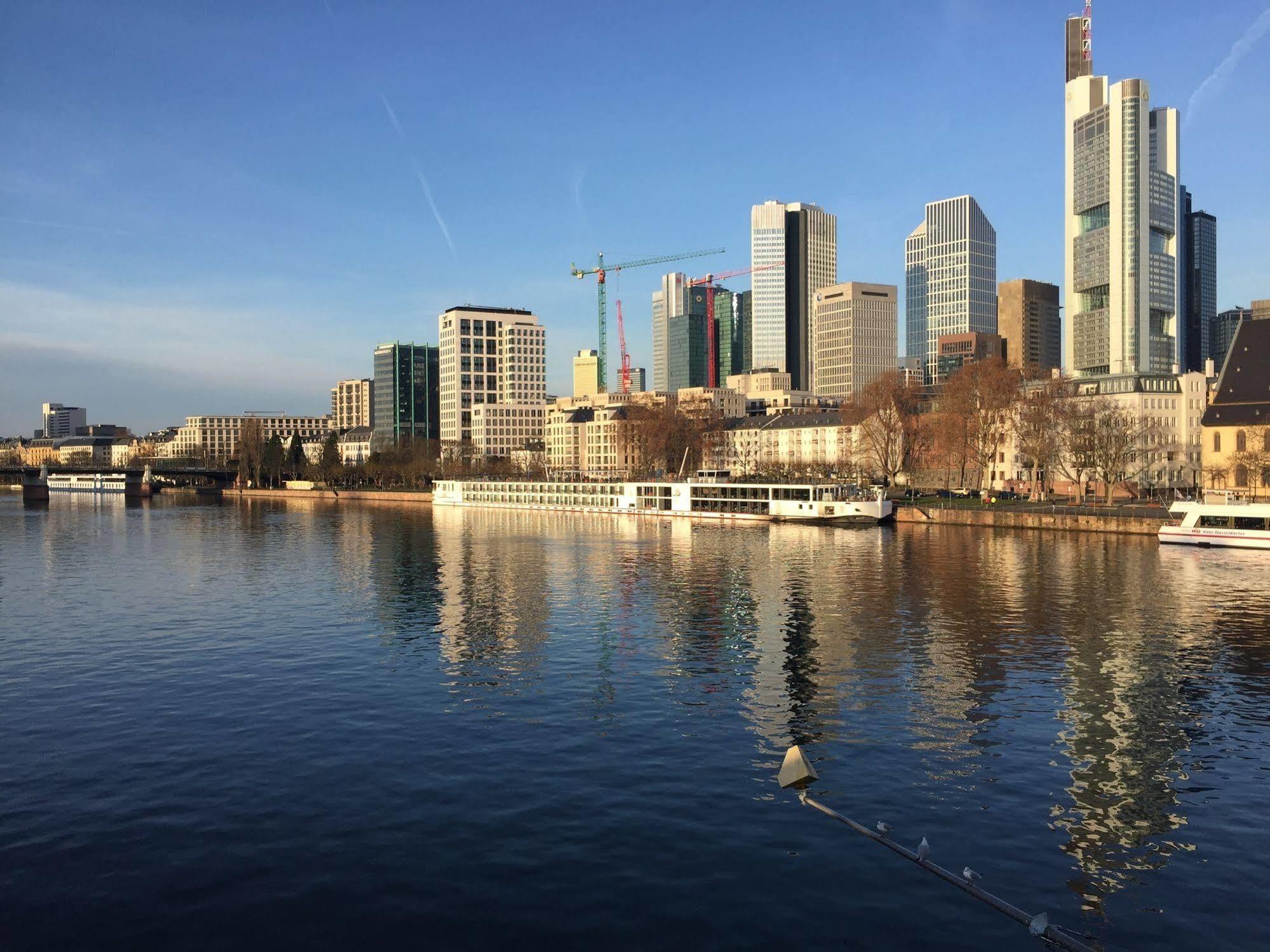Carlton Hotel Frankfurt am Main Ngoại thất bức ảnh