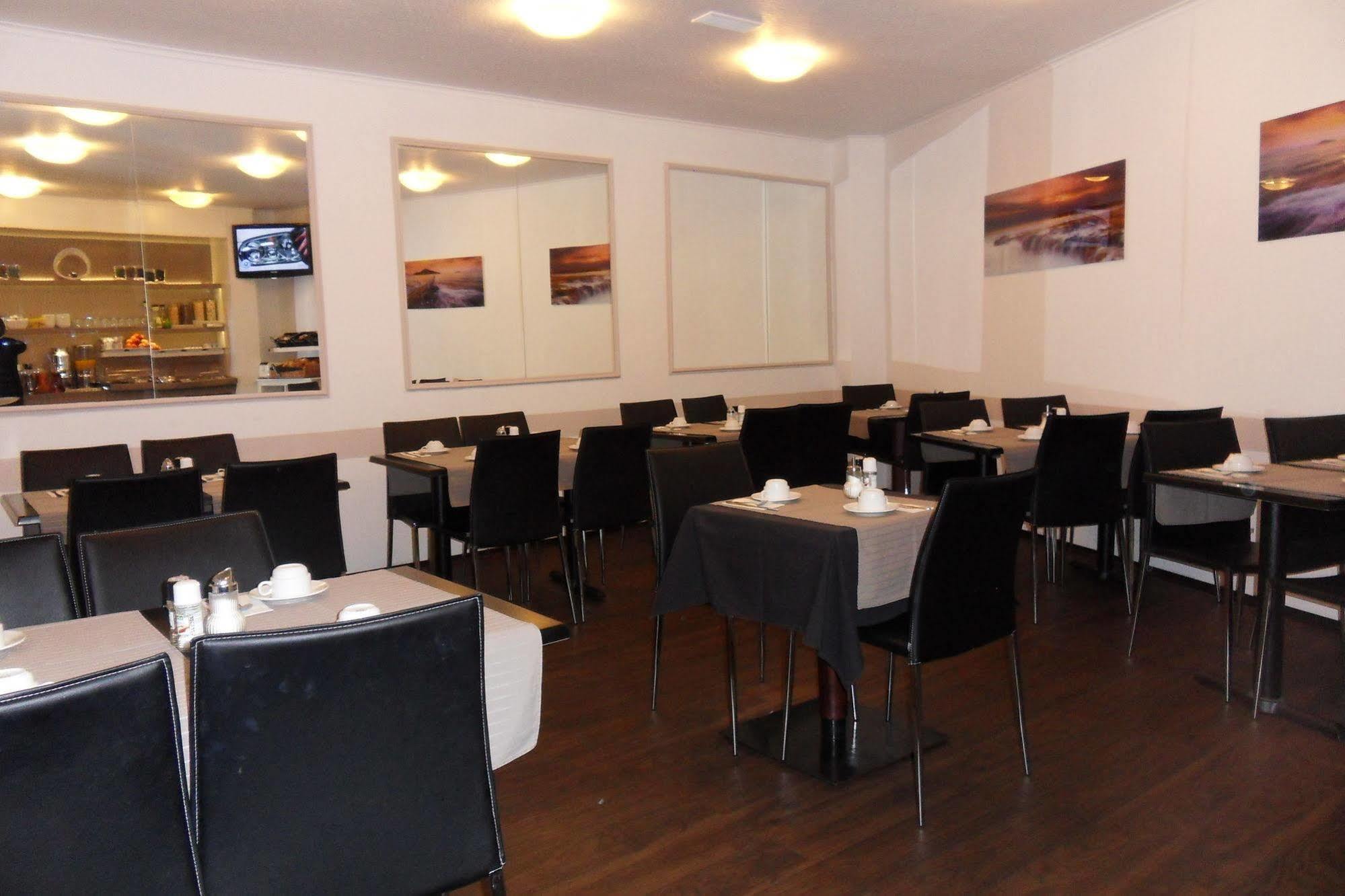 Carlton Hotel Frankfurt am Main Ngoại thất bức ảnh